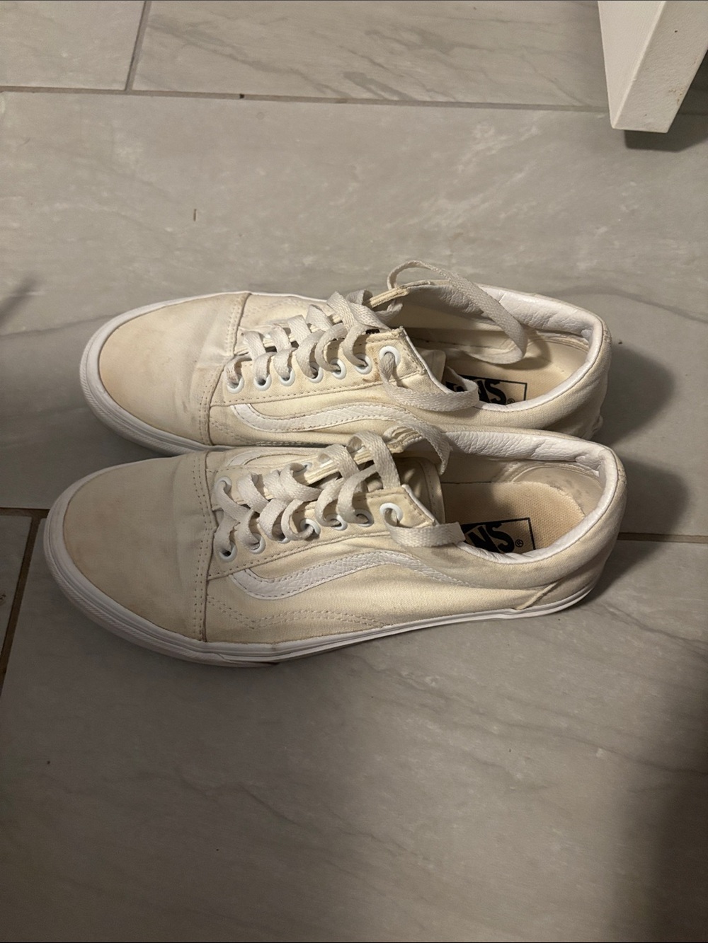 Classic Vans Sneakers. Women’s size 9, Men’s size 7.5 - Picture 4 of 8